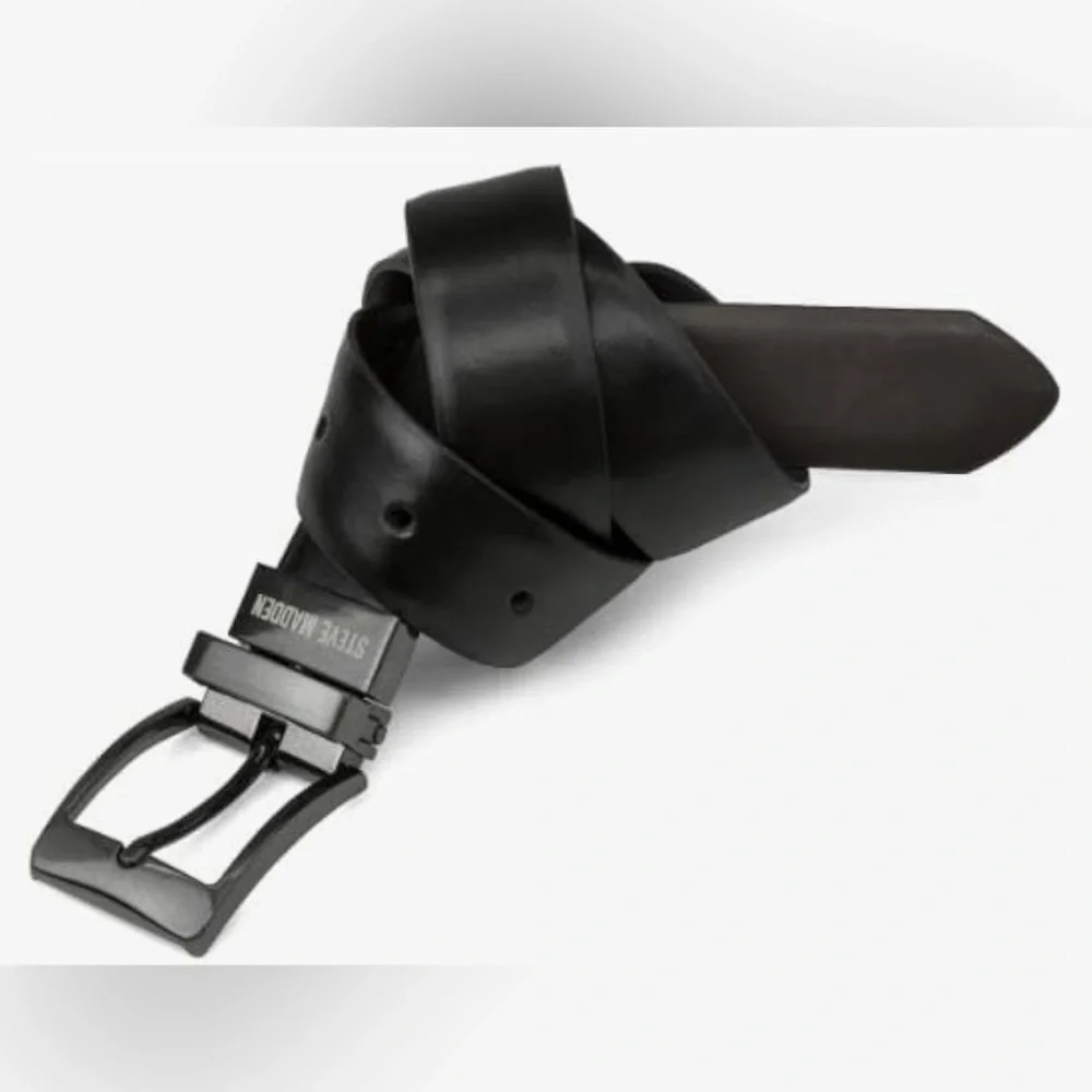 Steve Madden Boys Reversible Black Brown Belt with Gun Metal Buckle in Size 30 L
